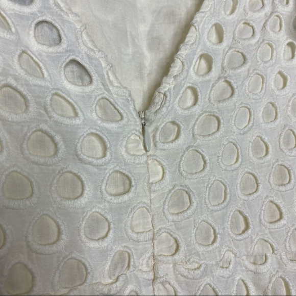 Pam & Gela Lou Flutter Sleeve Eyelet Dress 8 White - Picture 8 of 13